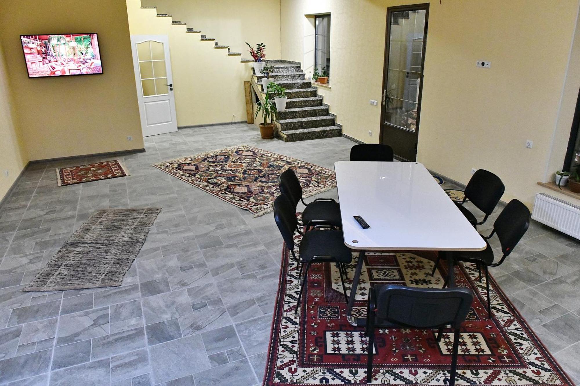 Woolway Studios Argavand Extérieur photo